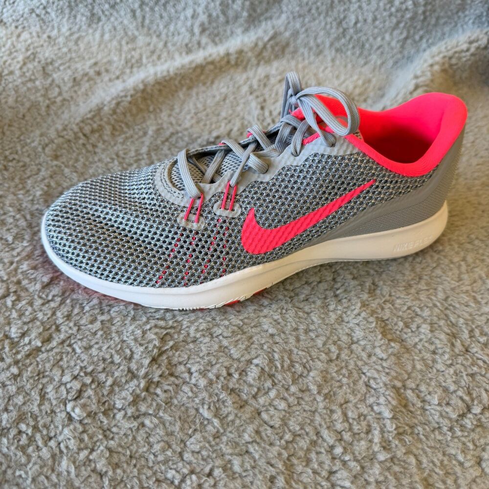 NIKE  Flex Trainer Running Shoes Womens 6 Gray Pink Lace Up Athletic 898479-006